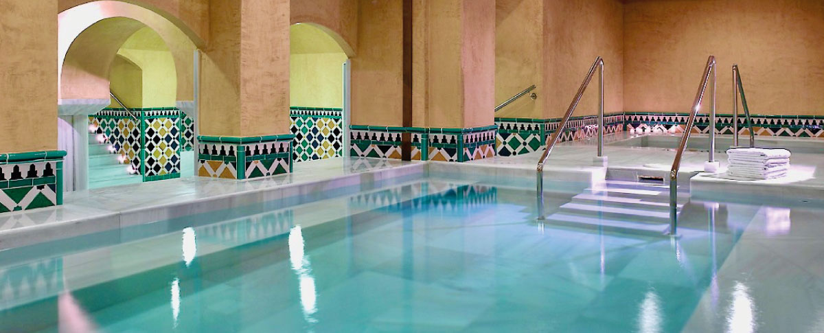 Ven a descubrir los Baños Árabes Palacio De Comares en Granada