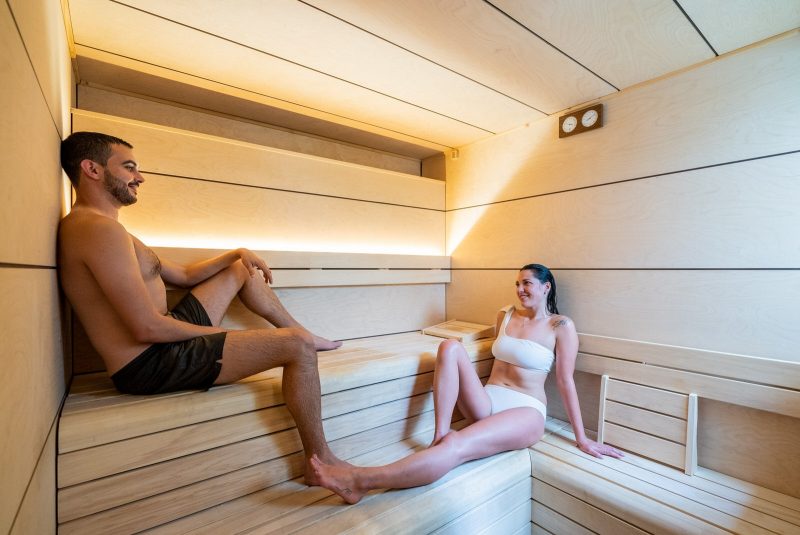Qué hacer antes de entrar en una sauna: pasos a seguir