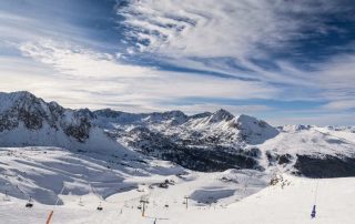 Esquí y relax: Descubre el spa Caldea en Andorra